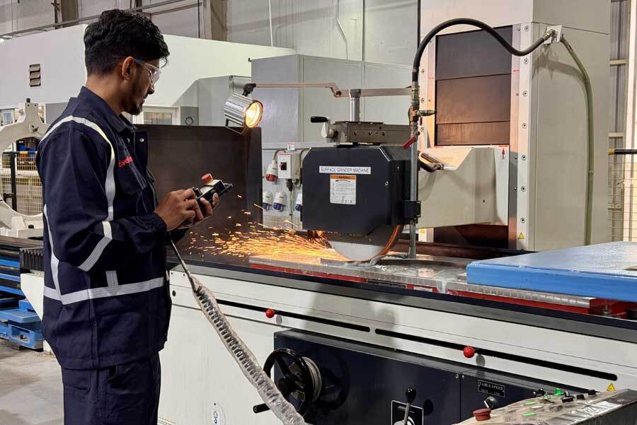 surface-grtinder Turbine compressor rotor repairs and balancing Doha Qatar | Gulf Turbo Services